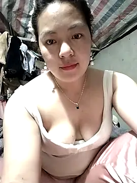 Snapshot of Lucky_cutee chatting on March 21, 2026, 11:19 pm Lucky cutee online show from March 21, 2026, 11:19 pm