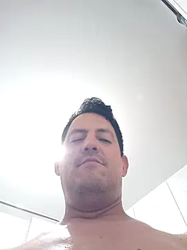 chico-en-tanga online show from March 28, 2026, 4:34 am