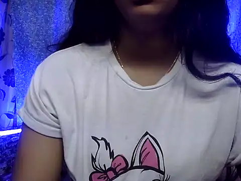 cute Dirty Diva online show from May 31, 2026, 1:47 am