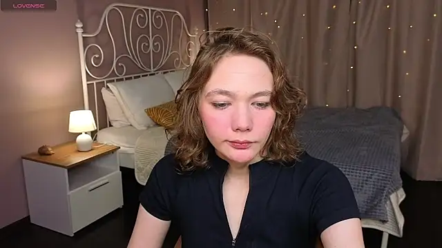 NovaEva  online show from May 24, 2026, 5:34 am