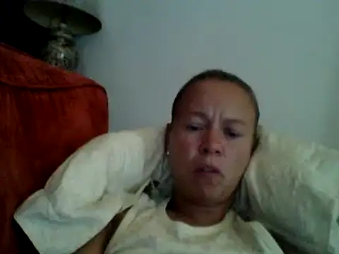 jennyblondeuk online show from July 15, 2026, 5:29 pm