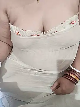 Snapshot of SexyKajal_758 chatting on July 14, 2026, 2:05 am SexyKajal 758 online show from July 14, 2026, 2:05 am