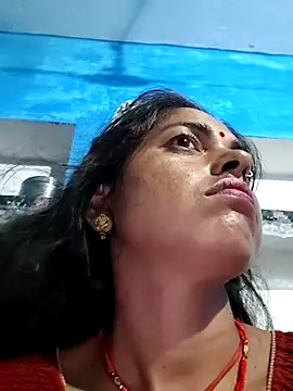 Mahima rani34 online show from August 7, 2026, 9:39 pm