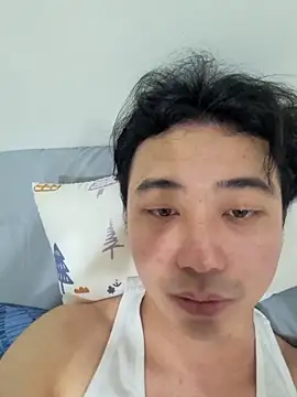 AJIJI1010 online show from March 27, 2026, 10:31 pm