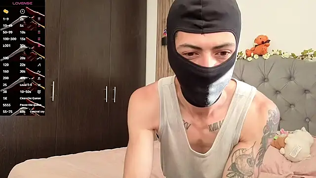 Snapshot of cute_emmma chatting on May 9, 2026, 11:48 am cute emmma online show from May 9, 2026, 11:48 am
