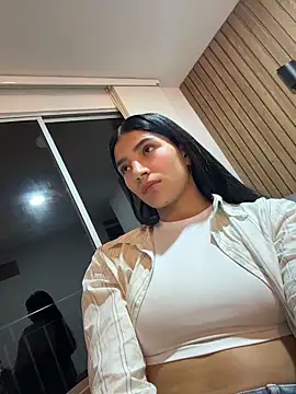 Snapshot of Ema_Rose_ chatting on May 31, 2026, 4:09 am Ema Rose online show from May 31, 2026, 4:09 am