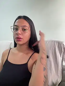 Snapshot of jujuarantes__2026 chatting on February 24, 2026, 12:25 pm jujuarantes 2026 online show from February 24, 2026, 12:25 pm