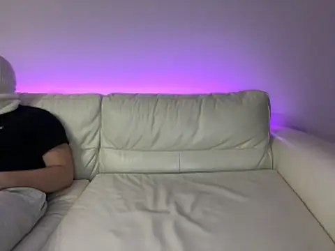 Snapshot of EchoHearts1 chatting on March 11, 2026, 11:44 pm EchoHearts1 online show from March 11, 2026, 11:44 pm