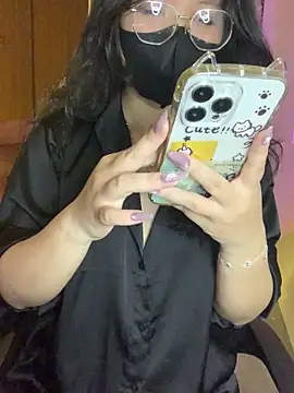 Sofiababy22 online show from April 2, 2026, 4:04 pm