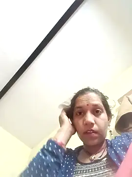 Karishma singh online show from February 22, 2026, 9:13 pm