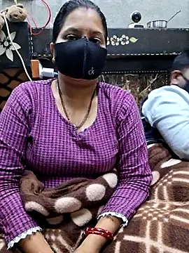 Radhacpl9528 online show from January 6, 2026, 3:49 pm