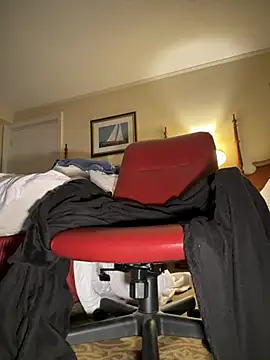 Snapshot of Ghoulsnooze_19 chatting on February 19, 2026, 2:46 pm Ghoulsnooze 19 online show from February 19, 2026, 2:46 pm