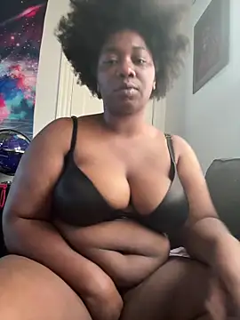 Snapshot of Ghoulsnooze_19 chatting on June 16, 2026, 10:45 pm Ghoulsnooze 19 online show from June 16, 2026, 10:45 pm