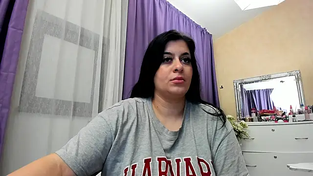 NayaNoirX online show from January 18, 2026, 4:33 pm