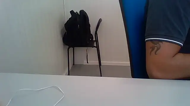 Snapshot of Moreno_Casado_Safado chatting on August 5, 2026, 2:31 pm Moreno Casado Safado online show from August 5, 2026, 2:31 pm