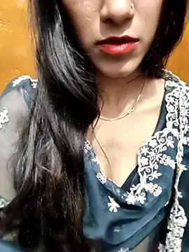 Snapshot of Yours-Zeenat chatting on March 8, 2026, 7:17 pm Yours-Zeenat online show from March 8, 2026, 7:17 pm