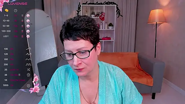 Snapshot of JennyMons chatting on January 12, 2026, 9:58 am JennyMons online show from January 12, 2026, 9:58 am