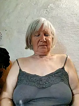 KlaudiaDarling online show from May 21, 2026, 3:30 pm