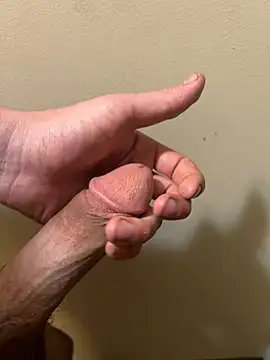 jasons1234 online show from April 3, 2026, 3:43 pm