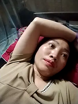 Lovephay8x online show from April 13, 2026, 10:37 pm