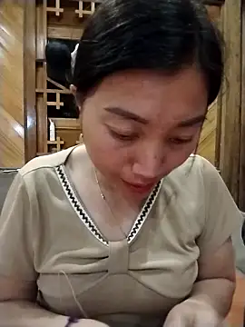 Lovephay8x online show from April 14, 2026, 12:22 pm