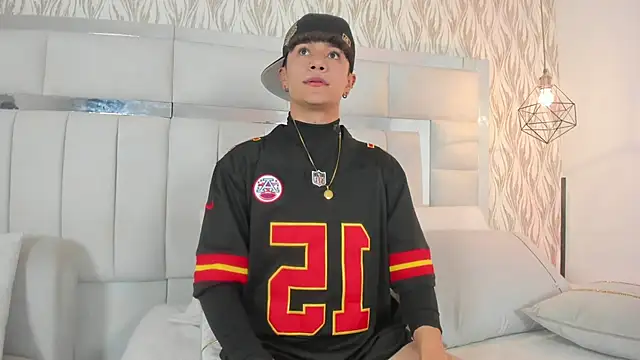 imxxjoel online show from February 13, 2026, 4:08 am