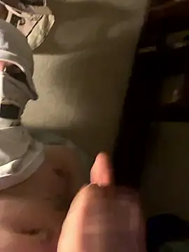 Snapshot of diecinueve2manos chatting on January 9, 2026, 6:05 am diecinueve2manos online show from January 9, 2026, 6:05 am