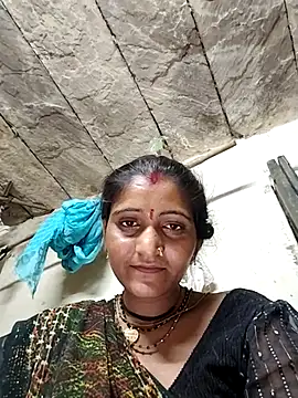 Snapshot of ISUKHD chatting on June 4, 2026, 3:51 pm ISUKHD online show from June 4, 2026, 3:51 pm