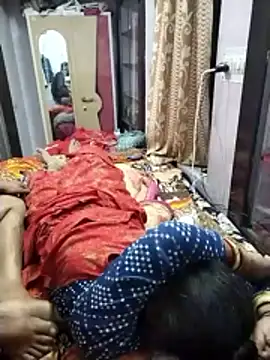 hornycouple20000 online show from February 13, 2026, 4:58 pm