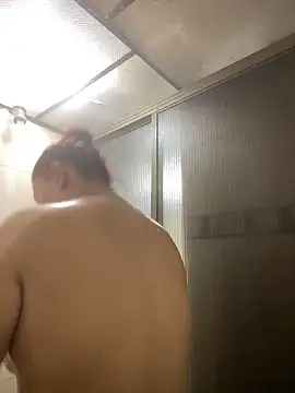 Scarlet auraa online show from March 15, 2026, 7:42 pm