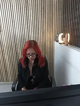 MarianaMonsalve  online show from February 6, 2026, 4:06 am