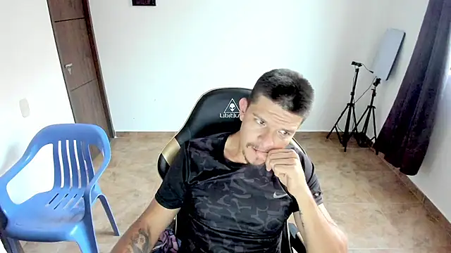 Snapshot of sexcolombia20 chatting on March 23, 2026, 10:58 pm sexcolombia20 online show from March 23, 2026, 10:58 pm