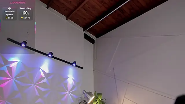 Snapshot of GabiSaenz_ chatting on April 12, 2026, 11:26 am GabiSaenz online show from April 12, 2026, 11:26 am