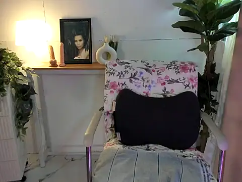 Snapshot of Andrea_bricks06 chatting on May 28, 2026, 3:15 am Andrea bricks06 online show from May 28, 2026, 3:15 am