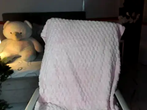 Snapshot of Andrea_bricks06 chatting on July 8, 2026, 2:38 am Andrea bricks06 online show from July 8, 2026, 2:38 am