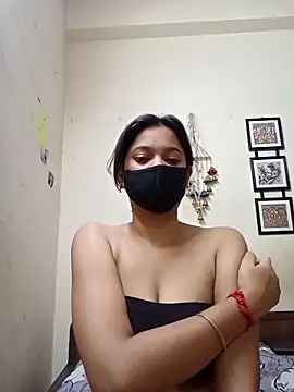 sexyyy sonia online show from April 22, 2026, 5:21 am