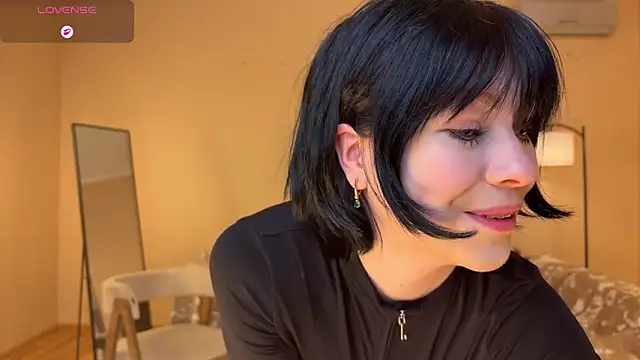 E1ara online show from April 5, 2026, 11:29 am