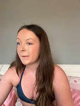 Snapshot of Nova-Vixen chatting on June 3, 2026, 9:34 am Nova-Vixen online show from June 3, 2026, 9:34 am