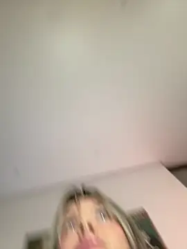 Kylie Mystic online show from January 15, 2026, 3:33 am