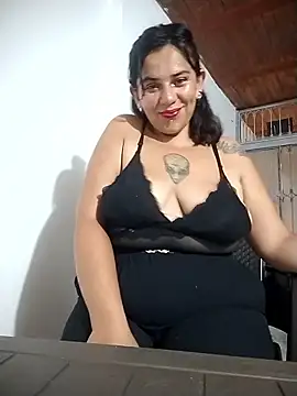 Snapshot of happycarlha chatting on January 9, 2026, 2:03 am happycarlha online show from January 9, 2026, 2:03 am