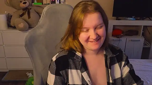 Ol1via online show from April 9, 2026, 2:55 am