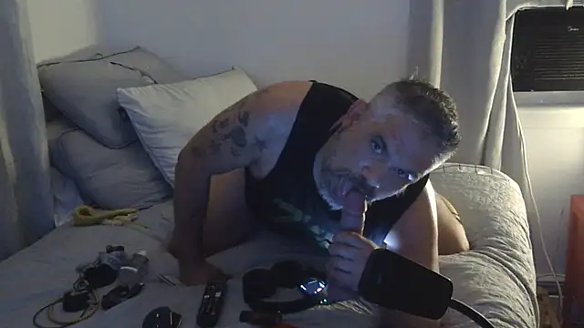 Snapshot of eddy73xxx chatting on June 22, 2026, 7:27 am eddy73xxx online show from June 22, 2026, 7:27 am