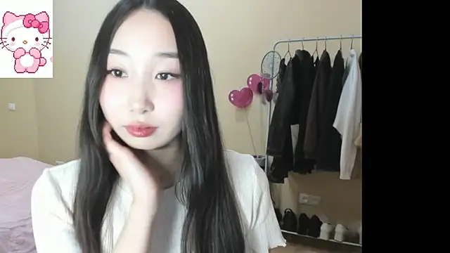 Snapshot of Amane_Yuki chatting on February 20, 2026, 5:02 pm Amane Yuki online show from February 20, 2026, 5:02 pm