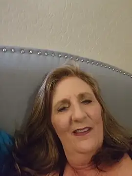 Snapshot of HotAzMilf chatting on February 23, 2026, 7:28 am HotAzMilf online show from February 23, 2026, 7:28 am