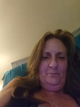 HotAzMilf online show from March 6, 2026, 5:15 am