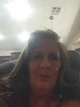 HotAzMilf online show from June 5, 2026, 8:47 pm