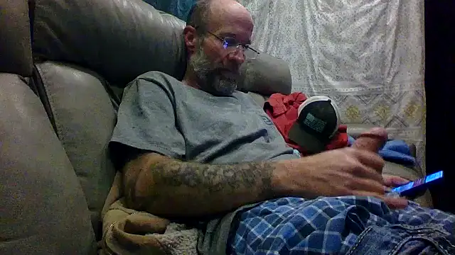 tittycum3636 online show from February 8, 2026, 11:13 am