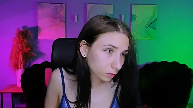 sweetie chloe  online show from March 27, 2026, 9:53 am