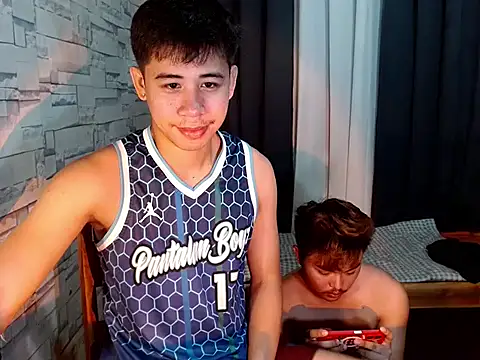 Snapshot of urdreamcock chatting on January 10, 2026, 1:57 pm urdreamcock online show from January 10, 2026, 1:57 pm