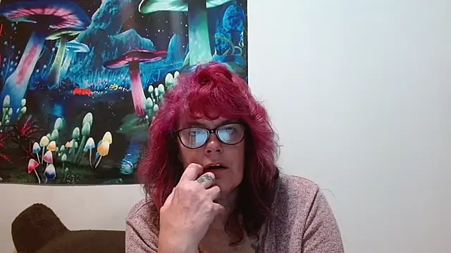 Snapshot of ladylavende3 chatting on October 15, 2025, 5:18 am ladylavende3 online show from October 15, 2025, 5:18 am